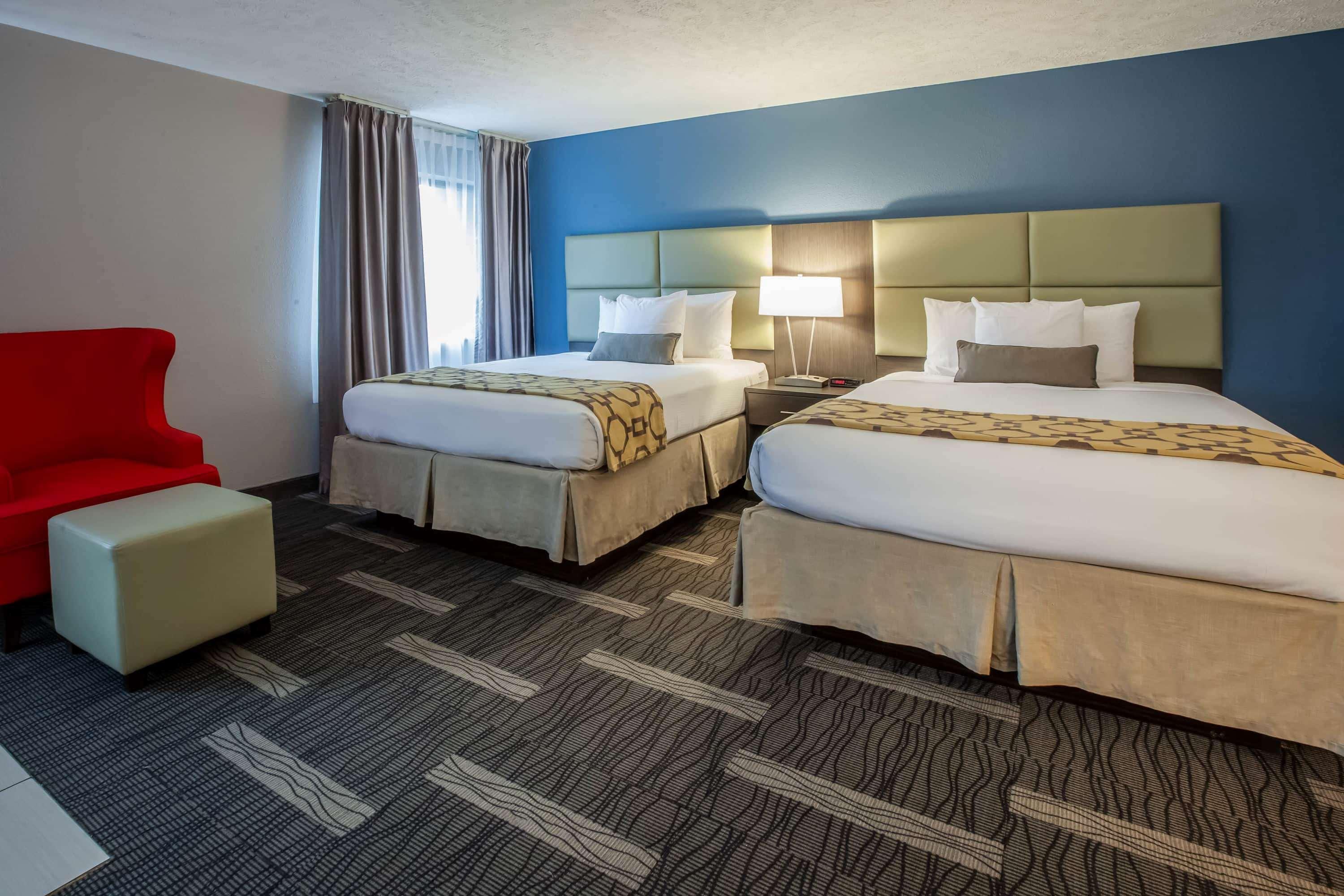 Baymont By Wyndham Traverse City Exterior foto
